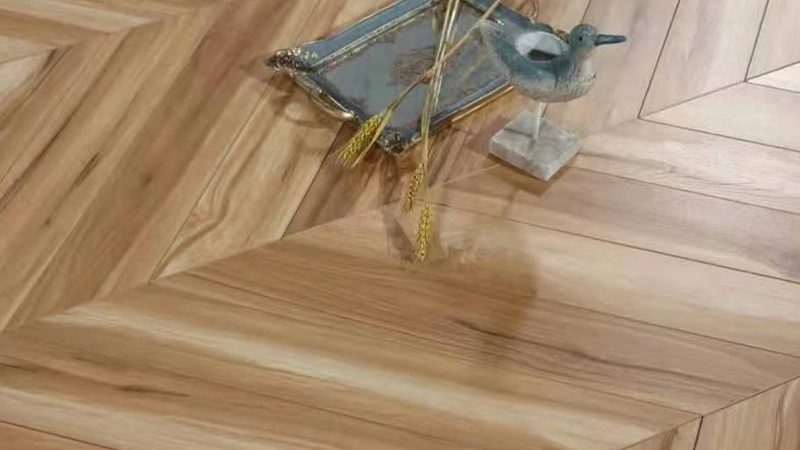 复合地板厚度12mm还是15mm？揭秘厚度背后的秘密**
