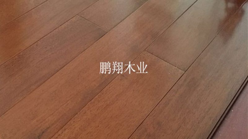 实木地板安装费用揭秘：影响因素与预算规划